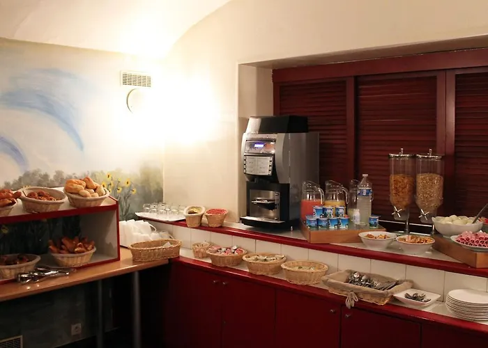New Hotel Saint Lazare